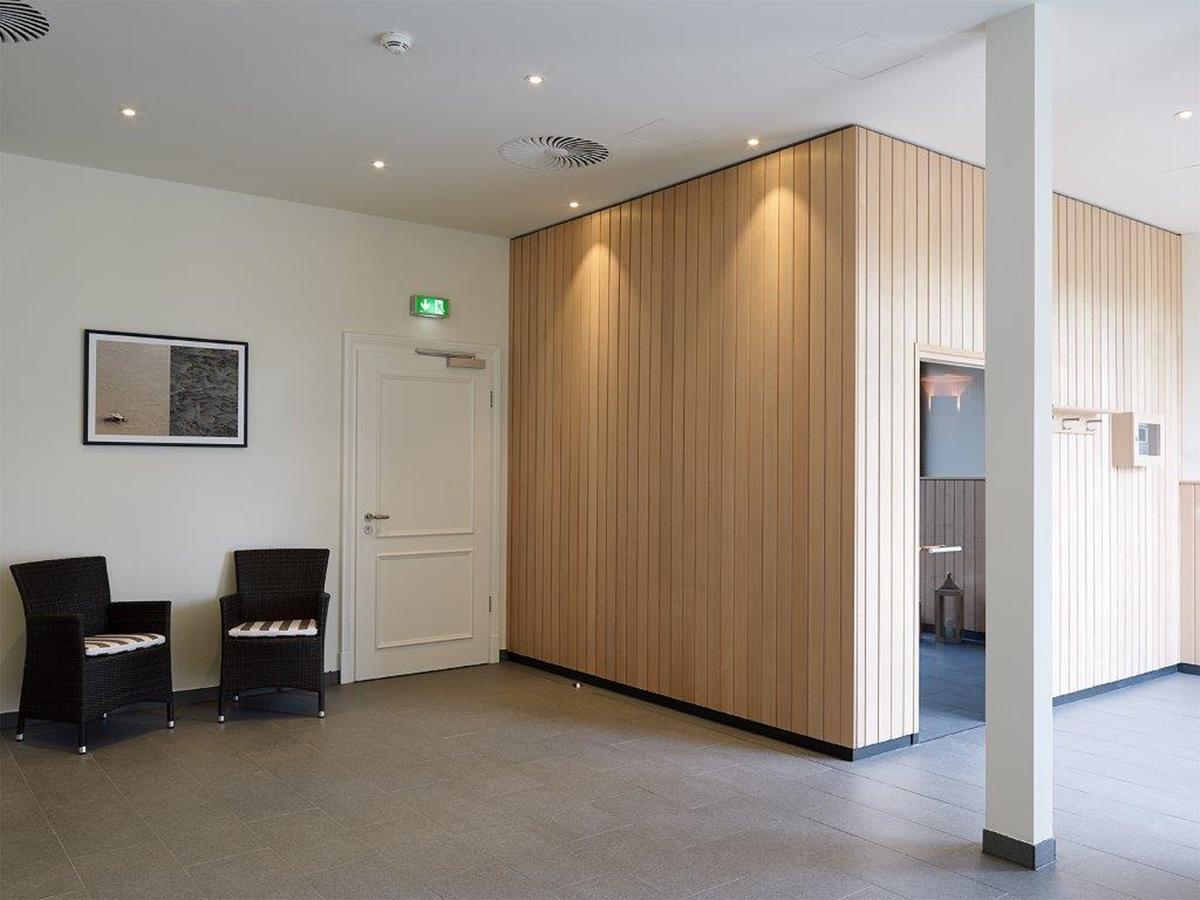 Hotel & Gaestehaus Gut Kaden Alveslohe エクステリア 写真